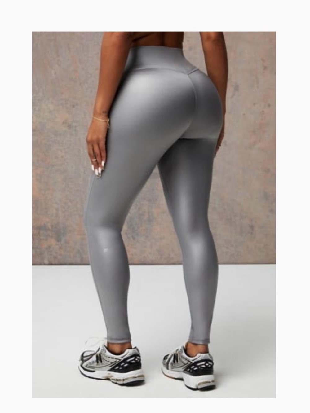 Fabletics High-Waist Shaping Leggings in Grey
